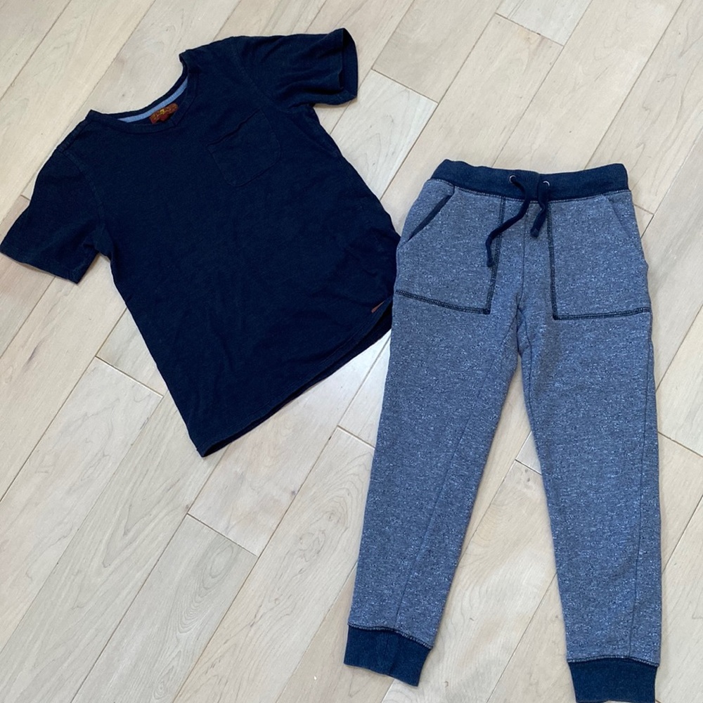 Vince boy’s sweatpants joggers & For all 7 mankind T-shirt